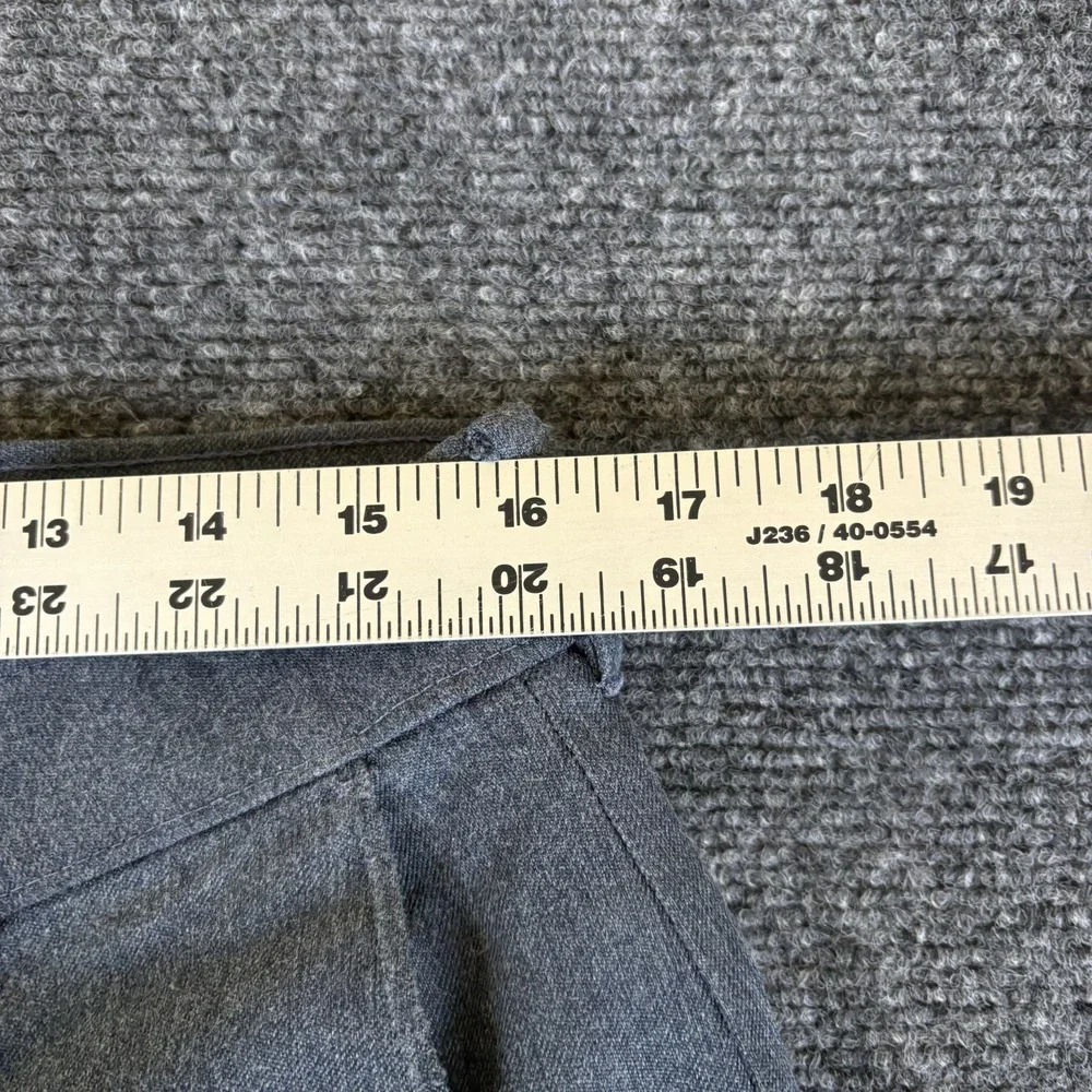 Levi's Action Slacks Dress Pants Mens 32x25 Gray Comfort Flat Front Straight Leg